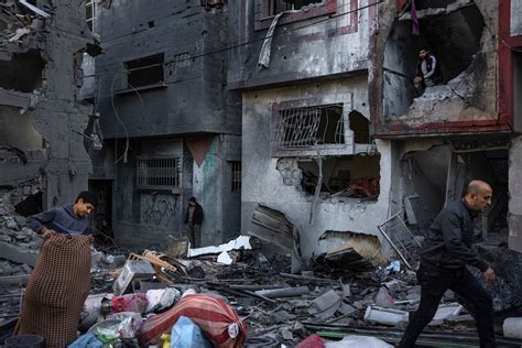 Battles rage across Gaza as Israel indicates it's willing to fight for months or more to beat Hamas